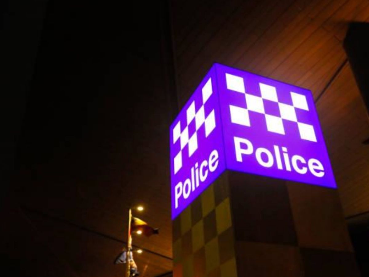 What is a family violence safety notice